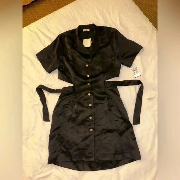 SANDRO Short Openwork Black Satin dress, Size 4, button down, collar. - Picture 5 of 8